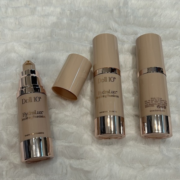 Doll 10 set of 2 HydraLux Smoothing Foundation Color Medium new 1 fl oz lot - Picture 5 of 5